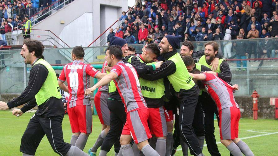 La Cremonese Torna In Serie B Dopo 11 Anni: